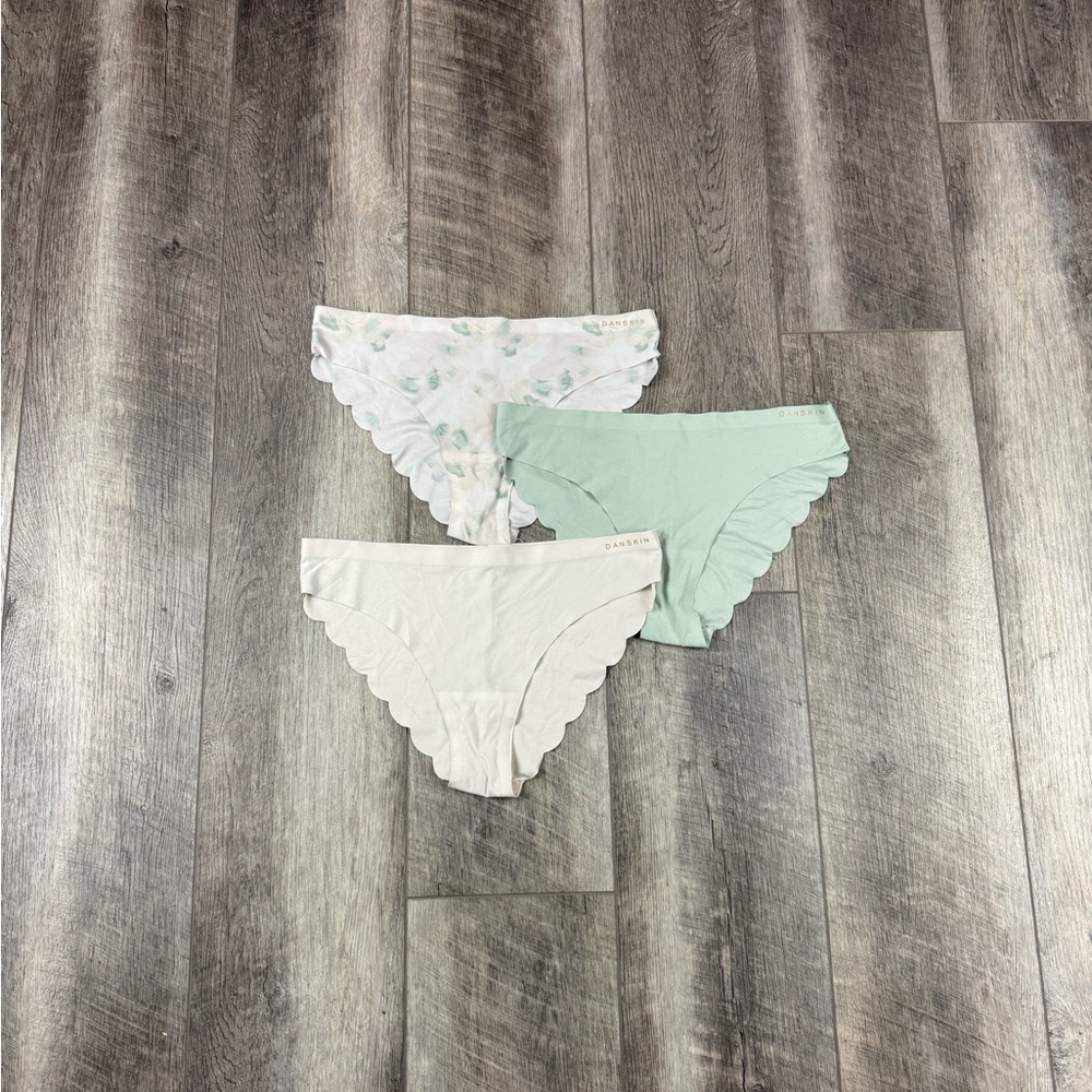Danskin‎ Scallop Underwear Bundle